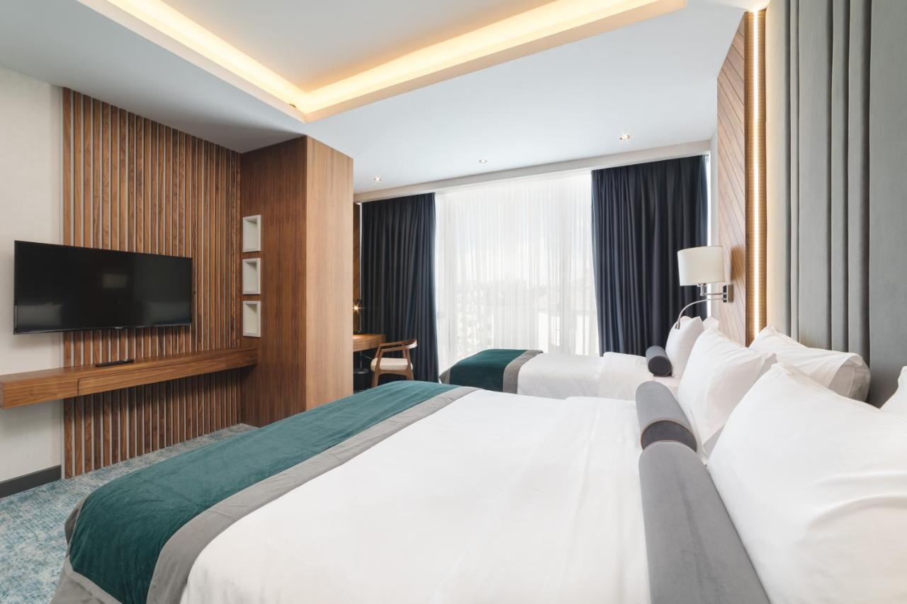 Bristol Hotel Podgorica Eksteriør bilde