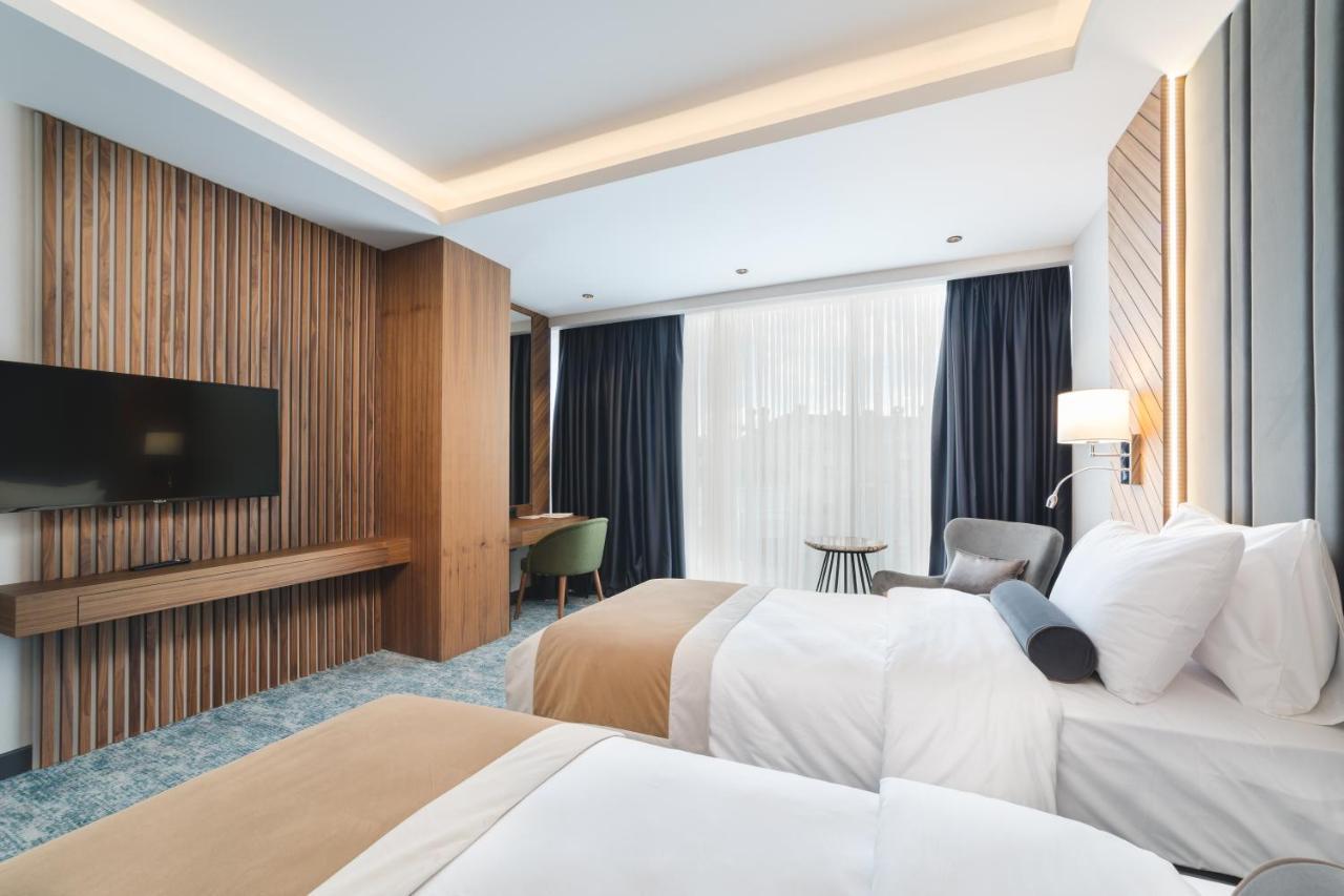 Bristol Hotel Podgorica Eksteriør bilde