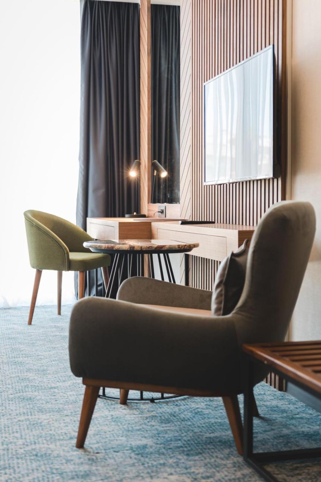 Bristol Hotel Podgorica Eksteriør bilde